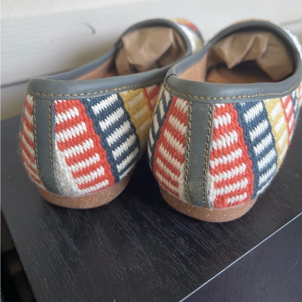 Born Giselle Women’s Casual Shoes - Picture 2 of 12